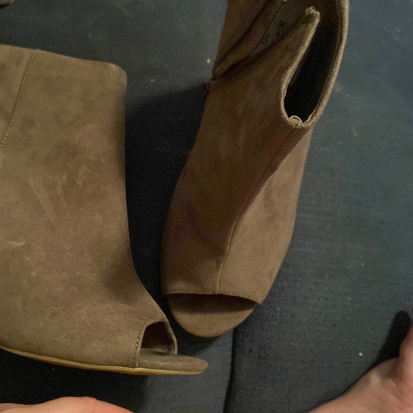 Bamboo Brand Size 9 Womens Ankle Boots 